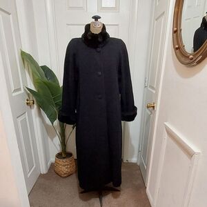 Albert Nipon Black Long Coat with Fur Trim